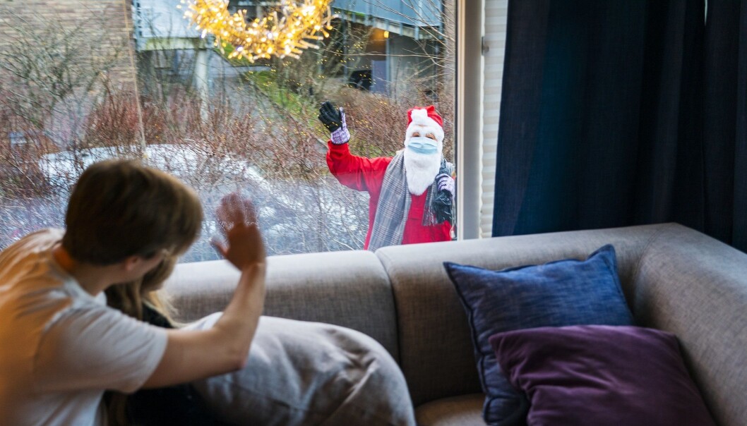 2020 var året da nissen brukte munnbind, i hvert fall på dette bildet. Men kanskje har du helt andre opplevelser og minner du vil dele med forskerne? 2020 var året da nissen brukte munnbind, i hvert fall på dette bildet. Men kanskje har du helt andre opplevelser og minner du vil dele med forskerne?