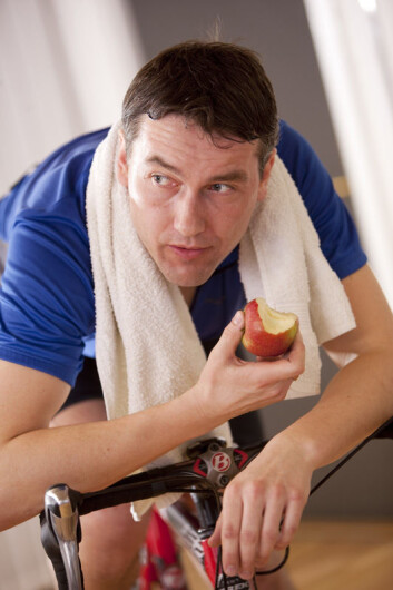 Trening, og færre kalorier inn enn ut, er fortsatt en oppskrift for suksess. (Foto: Colourbox) Trening, og færre kalorier inn enn ut, er fortsatt en oppskrift for suksess. (Foto: Colourbox)