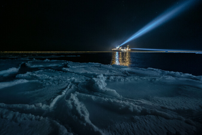 RV "Helmer Hanssen" in the polar night. RV "Helmer Hanssen" in the polar night.