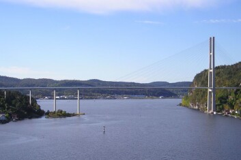 Grenlandsbrua over Frierfjorden. (Foto: Hallvard Straume/Wikimedia Commons) Grenlandsbrua over Frierfjorden. (Foto: Hallvard Straume/Wikimedia Commons)