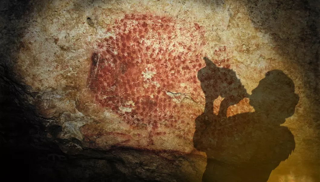 I Marsoulas-hulen finnes det eldgamle malerier på veggene. Slik ser en kunstner for seg skyggen av et steinaldermenneske som spiller på det 17 000 år gamle instrumentet.