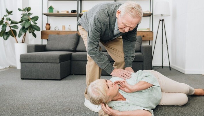– Eldre har mindre reserver for å møte et traume som hoftebrudd, sier forsker. – Eldre har mindre reserver for å møte et traume som hoftebrudd, sier forsker.