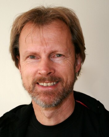 Bjarne Bråstad forteller om endringer i stressnivå hos dyr når de utsettes for ulike typer musikk. (Foto: Janne Brodin, UMB) Bjarne Bråstad forteller om endringer i stressnivå hos dyr når de utsettes for ulike typer musikk. (Foto: Janne Brodin, UMB)