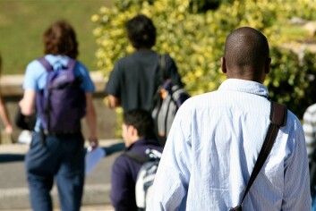 Doktorgradskullene ved norske forskningsinstitusjoner blir stadig mer internasjonale. Hvor mange bør vi forsøke å beholde her til lands? Kanskje flere enn én av fire afrikanere? (Illustrasjonsfoto: Colourbox) Doktorgradskullene ved norske forskningsinstitusjoner blir stadig mer internasjonale. Hvor mange bør vi forsøke å beholde her til lands? Kanskje flere enn én av fire afrikanere? (Illustrasjonsfoto: Colourbox)