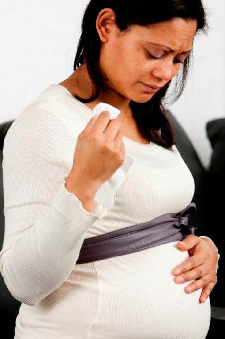 For de fleste kvinner er graviditeten en lykkelig tid, men noen er så uheldige at de mister fosteret eller føder et dødt barn. Disse kvinnene har økt risiko for å få åreforkalking senere i livet. (Foto: Colourbox)