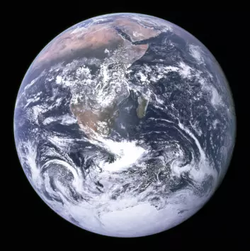 Jorden begynte langsomt å få sitt utseende for 3,2 milliarder år siden. Da oppsto den moderne platetektonikken. Det har hatt innflytelse på alt fra kontinentenes utforming og klimaet til livets utvikling på jorden. (Foto: NASA)