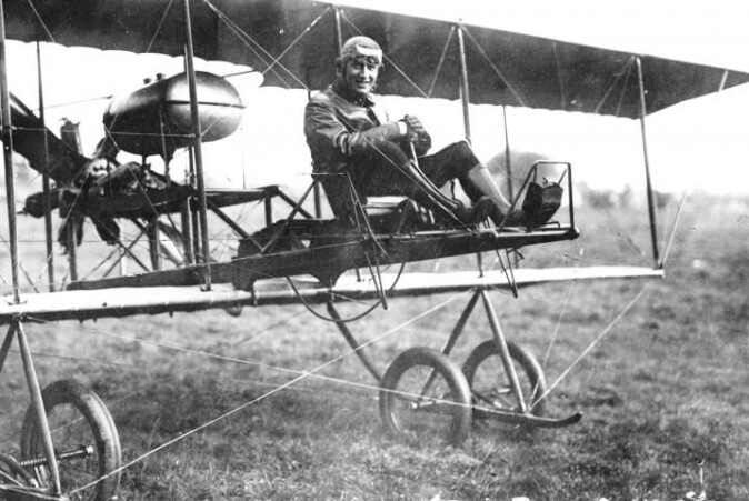 Satellitten har fått navnet BRIK-II, etter det nederlandske luftforsvarets første fly, BRIK, som fløy første gang i 1913. Satellitten har fått navnet BRIK-II, etter det nederlandske luftforsvarets første fly, BRIK, som fløy første gang i 1913.