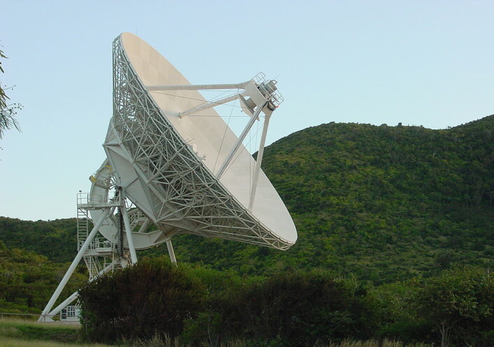 En del av VLBA-teleskopet, som består av mange antenner som er fordelt på tvers av USA. Denne antennen er på US Virgin Islands. En del av VLBA-teleskopet, som består av mange antenner som er fordelt på tvers av USA. Denne antennen er på US Virgin Islands.
