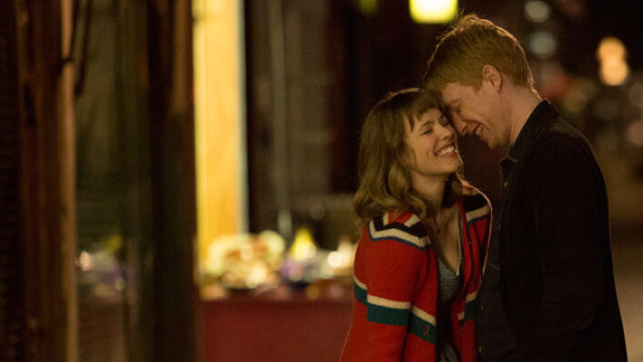 Filmer som den aktuelle About time og klassikeren Love Actually har de verdiene som appellerer til hjernen: trangen til å knytte bånd. (Foto: About Time/Universal Studios) Filmer som den aktuelle About time og klassikeren Love Actually har de verdiene som appellerer til hjernen: trangen til å knytte bånd. (Foto: About Time/Universal Studios)