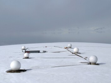 "Store mengder satelittdata sammenholdt med omfattende observasjoner på bakken vil gi ny kunnskap i Polaråret. SvalSat ved Longyearbyen er den viktigste nedlastingsstasjonen i verden for data fra satelitter i polar bane. (Foto: Kongsberg Statellite Services)> <p class="</body></html>"></p> "Store mengder satelittdata sammenholdt med omfattende observasjoner på bakken vil gi ny kunnskap i Polaråret. SvalSat ved Longyearbyen er den viktigste nedlastingsstasjonen i verden for data fra satelitter i polar bane. (Foto: Kongsberg Statellite Services)> <p class="</body></html>"></p>