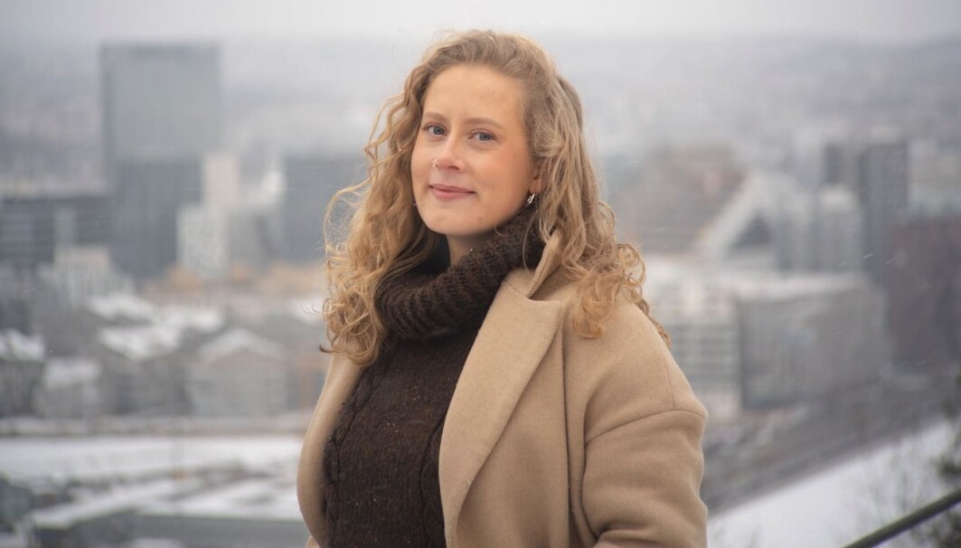 Nora Jungeilges Heyerdahl har ofte blitt sint når hun har diskutert klima med voksne. Men det er ikke så lurt. Nå gir hun andre unge råd om hvordan de bør gå fram når de skal overbevise voksne om å ta klima mer på alvor. Nora Jungeilges Heyerdahl har ofte blitt sint når hun har diskutert klima med voksne. Men det er ikke så lurt. Nå gir hun andre unge råd om hvordan de bør gå fram når de skal overbevise voksne om å ta klima mer på alvor.