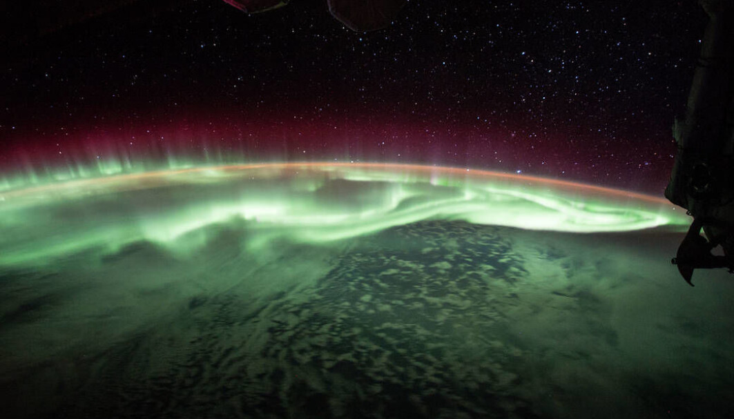 Nordlys sett fra den internasjonale romstasjonen. Nordlys sett fra den internasjonale romstasjonen.