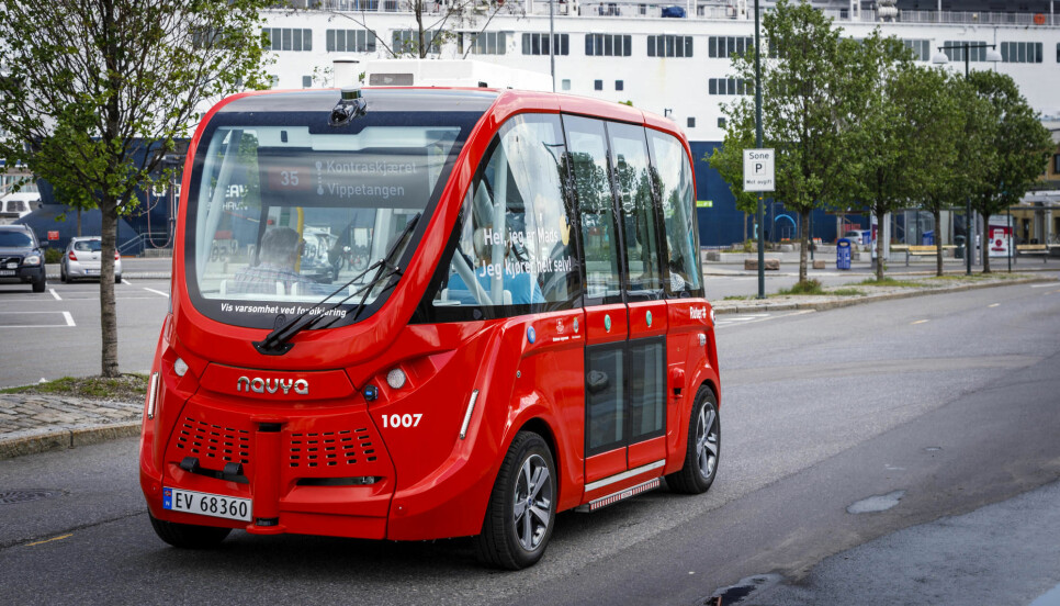Smartere transport er eksempel på kunstig intelligens. Ruters utprøvning av selvkjørende busser i Oslo startet med linje 35 mellom Rådhusplassen og Vippetangen i 2019.