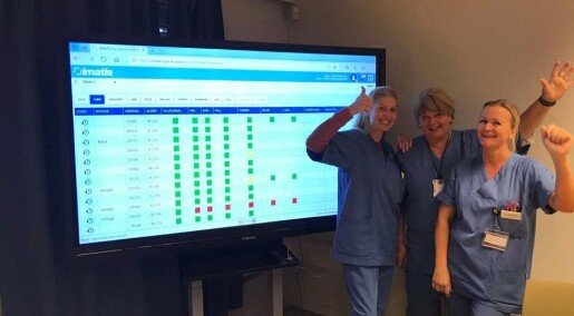 Inn med digitale tavler: Nå dropper helsepersonell beskjeder på gule lapper Inn med digitale tavler: Nå dropper helsepersonell beskjeder på gule lapper