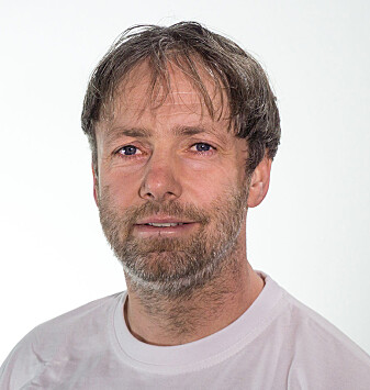 Opplæringen blir bedre i basseng om den gjøres mer lik det som trengs for å bli en god utesvømmer, hevder Tore Kristian Aune ved Nord universitet. Opplæringen blir bedre i basseng om den gjøres mer lik det som trengs for å bli en god utesvømmer, hevder Tore Kristian Aune ved Nord universitet.