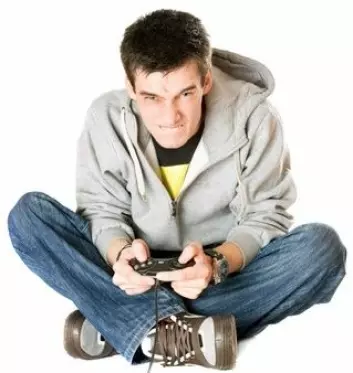 Det er en negative sammenheng mellom tiden de gutter bruker på gaming og deres karakternivå. (Foto: Colorbox)