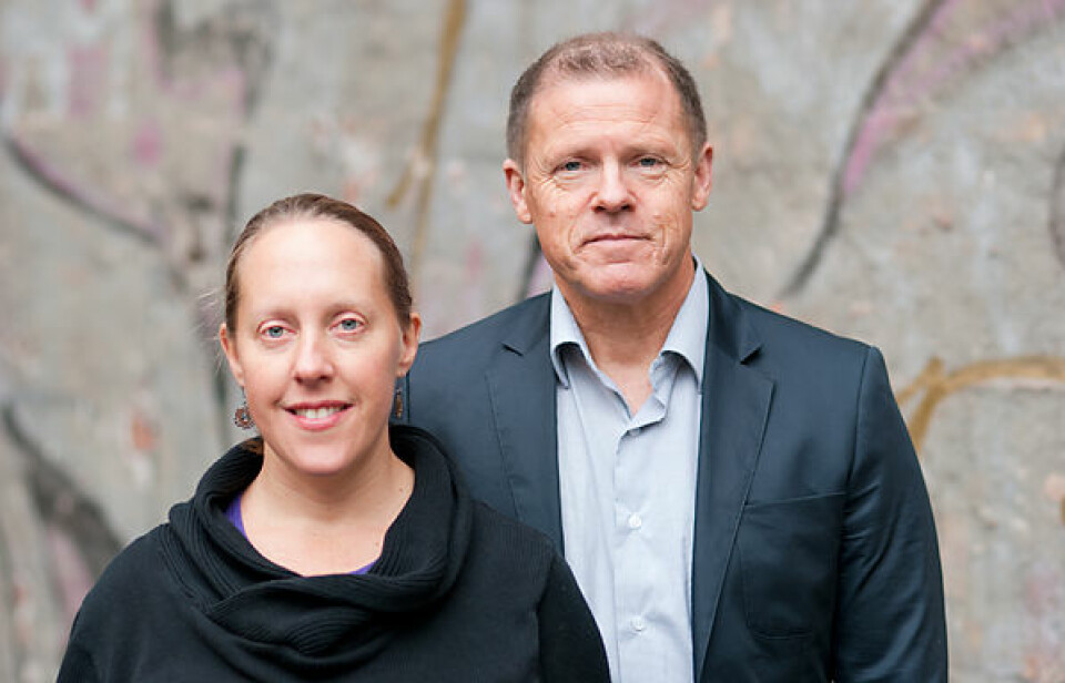 HiOA-forskere Ivar Lødemel og Erika Gubrium forsker på fattigdom og skam.