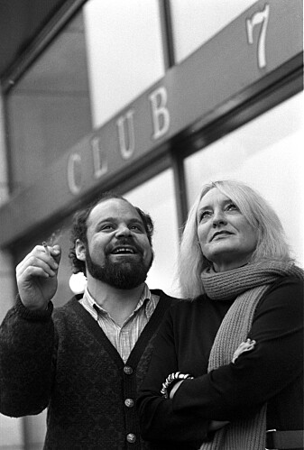 Utestedet Club 7 var møtested på 1960-tallet for unge som ville endre samfunnet. Og endringene fikk følger for talespråket. Attila Horvath og Sossen Krohg jobbet på Club 7. Utestedet Club 7 var møtested på 1960-tallet for unge som ville endre samfunnet. Og endringene fikk følger for talespråket. Attila Horvath og Sossen Krohg jobbet på Club 7.