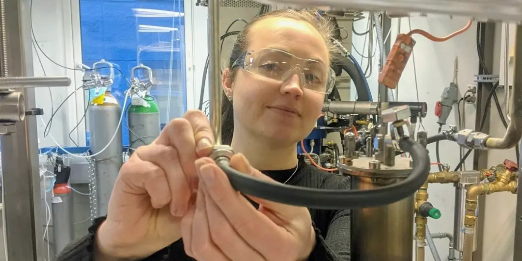 Trine Asklund Larssen has studied how different kinds of ore in metal production affect energy use and emissions.