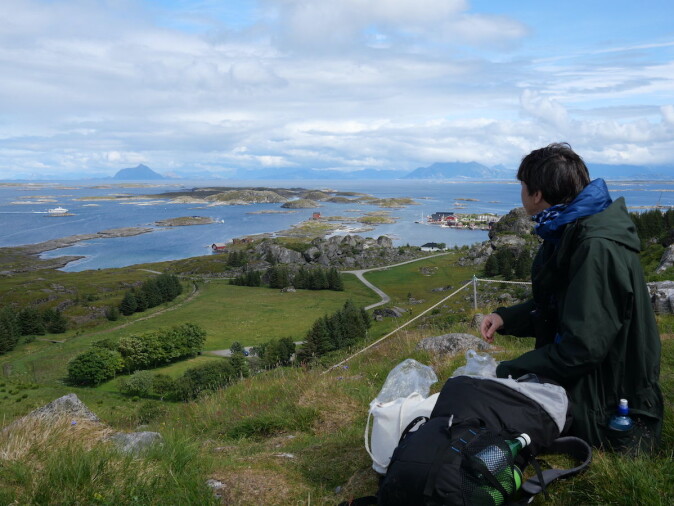 Here’s what the House Sparrow Project study site looks like: a collection of 18 islands off the coast of Helgeland, in northern Norway, each with its own population of house sparrows. Here’s what the House Sparrow Project study site looks like: a collection of 18 islands off the coast of Helgeland, in northern Norway, each with its own population of house sparrows.