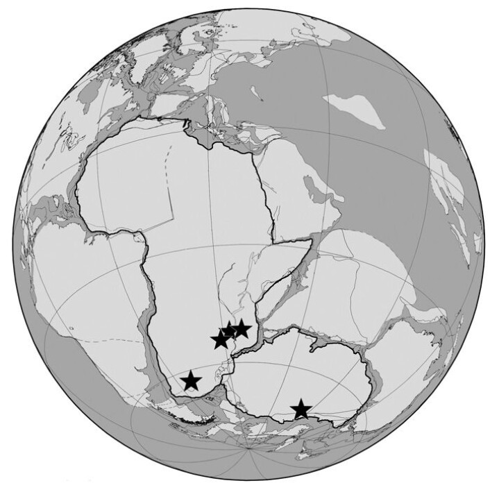 På superkontinentet Pangea var Afrika og Antarktis nære naboer. Studien er basert på funn av fossiler fra dagens Sør-Afrika, Zambia, Malawi, Tanzania og Antarktis. (Foto: (Illustrasjon: U of Texas at Austin/U of Washington)) På superkontinentet Pangea var Afrika og Antarktis nære naboer. Studien er basert på funn av fossiler fra dagens Sør-Afrika, Zambia, Malawi, Tanzania og Antarktis. (Foto: (Illustrasjon: U of Texas at Austin/U of Washington))