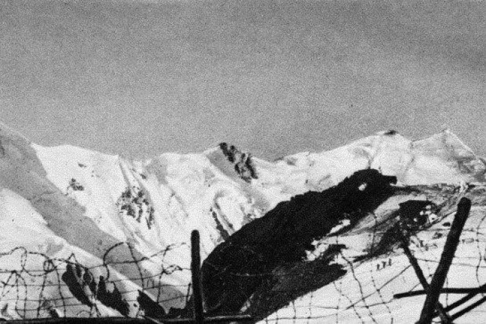 Frontlinja sett fra Punta Linke i 1918. (Foto: Museo della Grande Guerra, Peio) Frontlinja sett fra Punta Linke i 1918. (Foto: Museo della Grande Guerra, Peio)