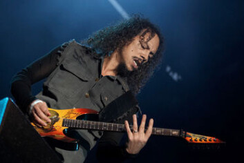 Gitaristen Kirk Hammett fra Metallica var et idol for flere av de gitarspillende guttene i klasse 9B. (Foto: Florian Reischauer/Wikimedia Commons) Gitaristen Kirk Hammett fra Metallica var et idol for flere av de gitarspillende guttene i klasse 9B. (Foto: Florian Reischauer/Wikimedia Commons)