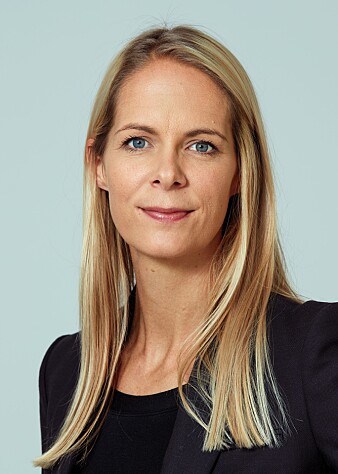 Cathrine Thorleifsson ser at nye grupper, som kvinner som har vært opptatt av yoga og livsstil, nå blir trukket inn i konspirasjonsmiljøer. Cathrine Thorleifsson ser at nye grupper, som kvinner som har vært opptatt av yoga og livsstil, nå blir trukket inn i konspirasjonsmiljøer.