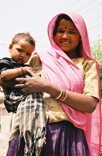 Gode data på mor og barn-helse i fattige land er viktig for å kunne sette i verk eventuelle tiltak. (Foto: USAID/Chris Thomas) Gode data på mor og barn-helse i fattige land er viktig for å kunne sette i verk eventuelle tiltak. (Foto: USAID/Chris Thomas)