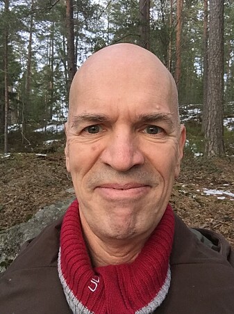 Jogeir N. Stokland i skogen. Jogeir N. Stokland i skogen.