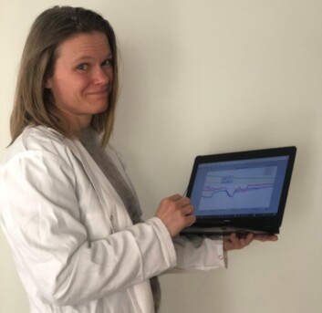 Ingrid ser på massevis av tall for å finne svaret på lompe-problemet. Ingrid ser på massevis av tall for å finne svaret på lompe-problemet.