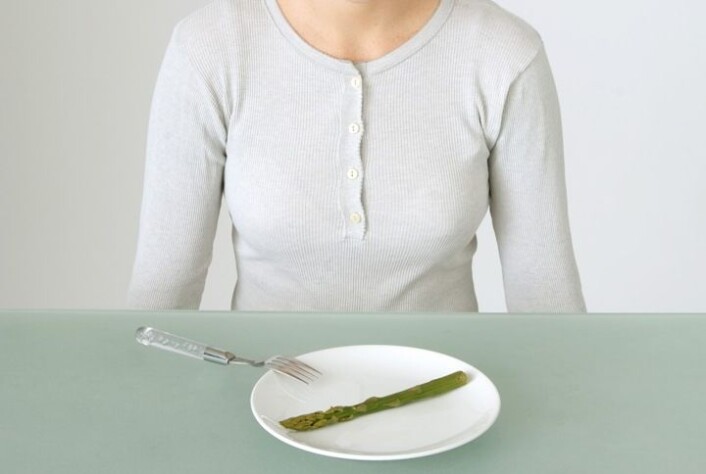 Strenge dietter er ikke noe barn skal behøve å forholde seg til, mener forskere. (Foto: Colourbox) Strenge dietter er ikke noe barn skal behøve å forholde seg til, mener forskere. (Foto: Colourbox)