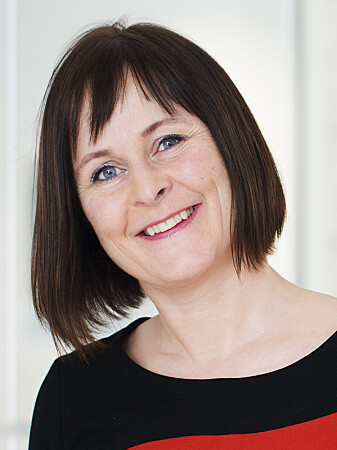 Før måtte barn til logoped om de sa "skjære" i stedet for "kjære". Det måtte man gi opp når omtrent hele skoleklasser begynte med det, forteller professor Bente Ailin Svendsen. Før måtte barn til logoped om de sa "skjære" i stedet for "kjære". Det måtte man gi opp når omtrent hele skoleklasser begynte med det, forteller professor Bente Ailin Svendsen.