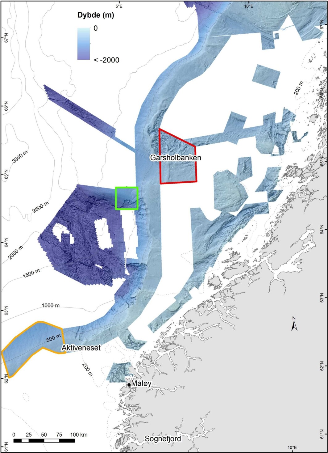 Kartet viser områder som skal undersøkes på dette toktet. Den grønne boksen er område med betegnelsen NH01-B01, et område i skråningen i nordlig del av Storegga. Havbunnsterrenget er farget i blåtoner og angir dyp. Slike detaljerte data er i stor grad fremskaffet ved Mareano sin dybdekartlegging. (Kart: Valerie Bellec, NGU) Kartet viser områder som skal undersøkes på dette toktet. Den grønne boksen er område med betegnelsen NH01-B01, et område i skråningen i nordlig del av Storegga. Havbunnsterrenget er farget i blåtoner og angir dyp. Slike detaljerte data er i stor grad fremskaffet ved Mareano sin dybdekartlegging. (Kart: Valerie Bellec, NGU)