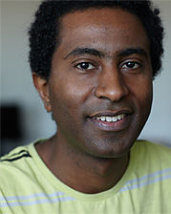 Debela Amante arbeider med utvikle skriftspråket oromo. (Foto: Annica Thomsson) Debela Amante arbeider med utvikle skriftspråket oromo. (Foto: Annica Thomsson)