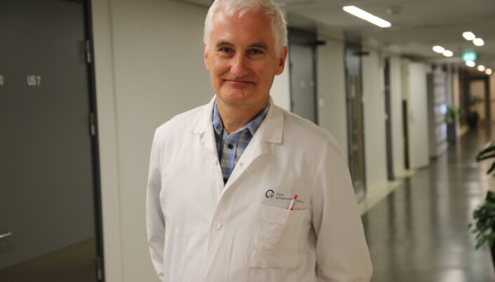 Audun Stubhaug, professor og smerteoverlege ved OUS, samt leder for Norsk Smerteforening (NOSF), mener det helt klart er forskjell på menn og kvinner, både biologisk og sosialt når det kommer til smerte, men understreker at de som jobber i helsevesenet ønsker å høre på din oppfatning av din egen smerte. Audun Stubhaug, professor og smerteoverlege ved OUS, samt leder for Norsk Smerteforening (NOSF), mener det helt klart er forskjell på menn og kvinner, både biologisk og sosialt når det kommer til smerte, men understreker at de som jobber i helsevesenet ønsker å høre på din oppfatning av din egen smerte.