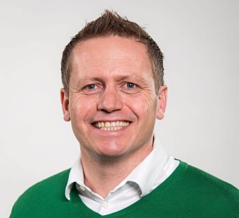 Ifølge forsker Nils Brede Moe har høy tillit mellom ledelse og ansatte ført til en smidig overgang til utstrakt bruk av hjemmekontor. Ifølge forsker Nils Brede Moe har høy tillit mellom ledelse og ansatte ført til en smidig overgang til utstrakt bruk av hjemmekontor.