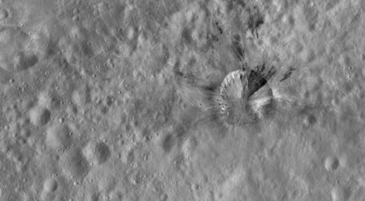 I 2018 eksploderte en asteroide over Kalahari-ørkenen. Nå vet forskere hvor den kom fra I 2018 eksploderte en asteroide over Kalahari-ørkenen. Nå vet forskere hvor den kom fra