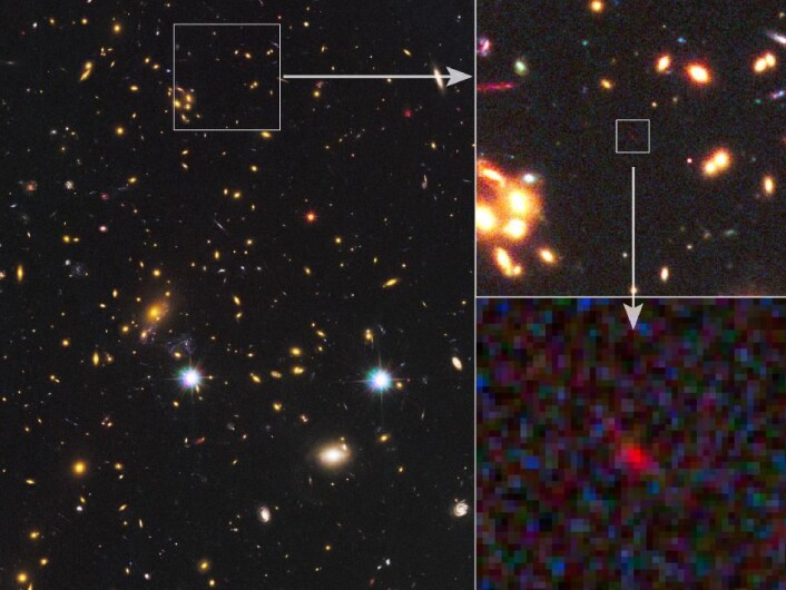 Det store bildet viser galaksehopen MACS J1149 2223. Den virker som en gravitasjonslinse som forsterker lyset fra fjerne galakser bakenfor. På utsnittene kan vi se den nyoppdagede galaksen MACS 1149-JD som en svak rød flekk. (Foto: NASA/ESA/STScI/JHU) Det store bildet viser galaksehopen MACS J1149 2223. Den virker som en gravitasjonslinse som forsterker lyset fra fjerne galakser bakenfor. På utsnittene kan vi se den nyoppdagede galaksen MACS 1149-JD som en svak rød flekk. (Foto: NASA/ESA/STScI/JHU)