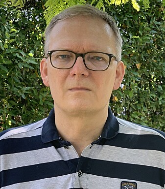 Chemistry professor Henrik Koch studies advanced, theoretical models for molecules. Chemistry professor Henrik Koch studies advanced, theoretical models for molecules.