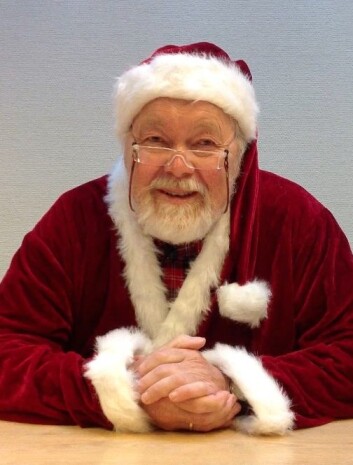 Dansk professor i julenissedrakt. (Foto: Glostrup Hospital) Dansk professor i julenissedrakt. (Foto: Glostrup Hospital)
