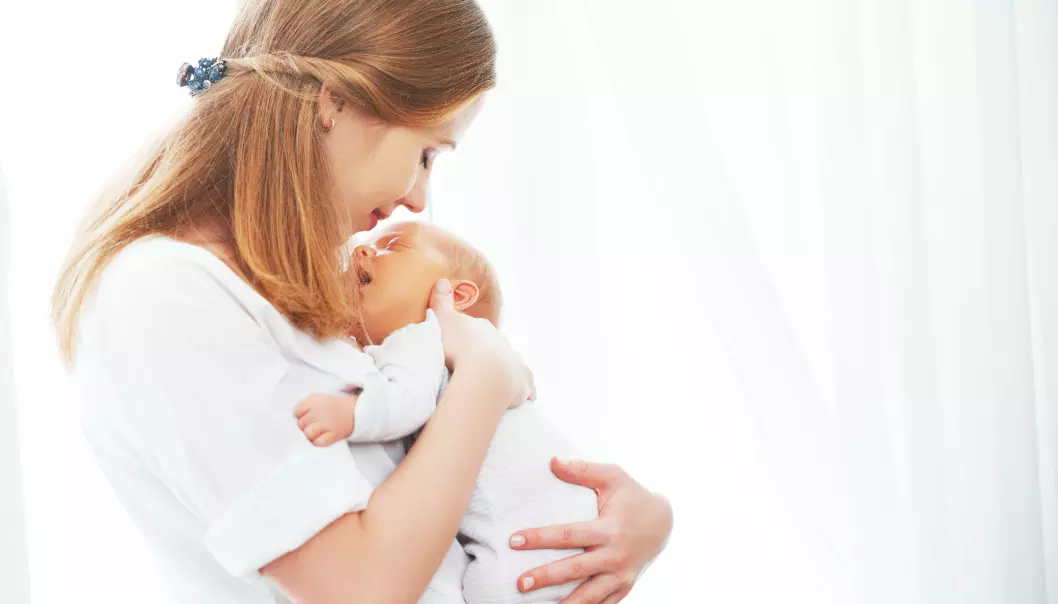 Det er en politisk sak å prioritere at det tilbys gode nok og tilstrekkelig mange tjenester for utsatte familier med nyfødte og babyer, skriver professor Marit Skivenes.