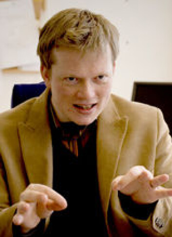 "Eivind Engebretsen påviser i sin avhandling at Barnevernets kontroll med klientene har blitt mer subtil med årene." "Eivind Engebretsen påviser i sin avhandling at Barnevernets kontroll med klientene har blitt mer subtil med årene."