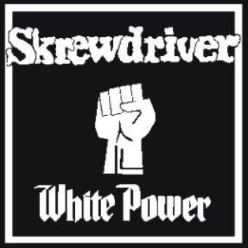 "Skrewdrivers plateomslag levnet liten tvil om hvor de sto politisk." "Skrewdrivers plateomslag levnet liten tvil om hvor de sto politisk."