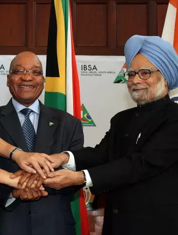 Statsministrene Manmohan Singh fra India og Jacob Zuma fra Sør-Afrika. (Foto: Wikimedia Commons)