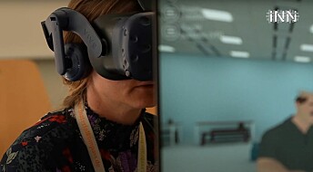 Lærerstudenter øver seg på foreldresamtaler – i VR