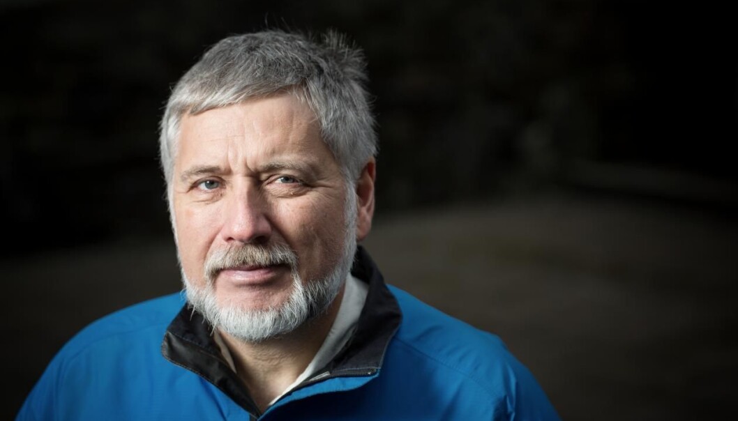 – Endringane i klima er eit bodskap vi ikkje kan brenne inne med, og folk har all grunn til å få vite om det, seier klimaforskar Eystein Jansen, som nyleg gjekk av som direktør for Bjerknessenteret. Eivind Senneset/UiB – Endringane i klima er eit bodskap vi ikkje kan brenne inne med, og folk har all grunn til å få vite om det, seier klimaforskar Eystein Jansen, som nyleg gjekk av som direktør for Bjerknessenteret. Eivind Senneset/UiB