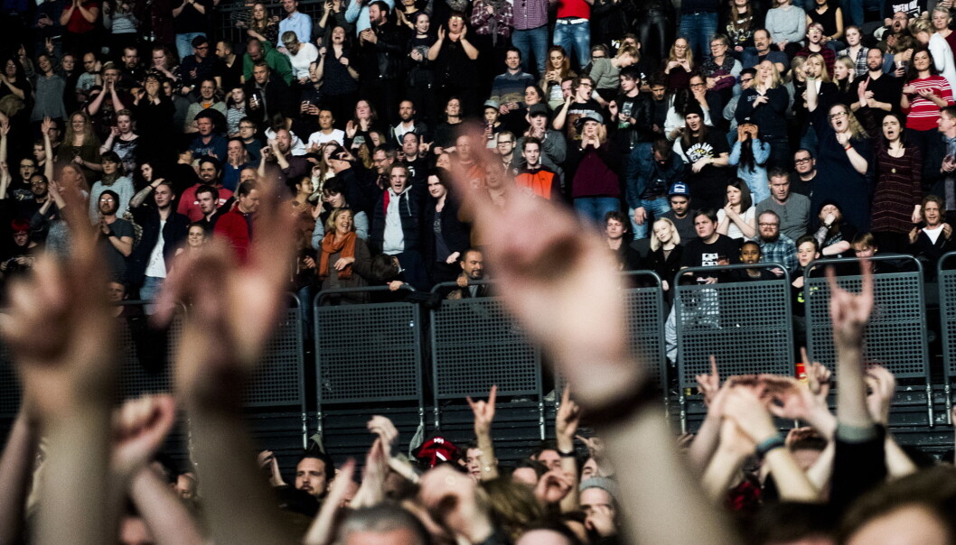 Mange lengter etter å dra på konsert uten å tenke på koronarestriksjoner. Bildet er fra Green Day-konserten i Oslo Spektrum i 2017. Mange lengter etter å dra på konsert uten å tenke på koronarestriksjoner. Bildet er fra Green Day-konserten i Oslo Spektrum i 2017.