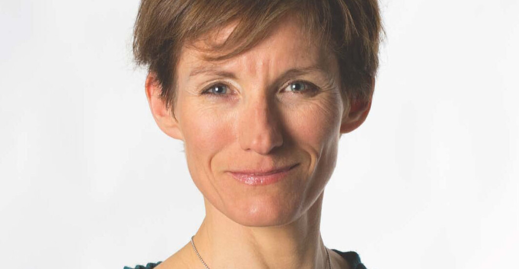 Solveig Østrem blir irritert over mengden forskningstekster som virker uferdige. Boka springer likevel ut fra en tro på akademia. – Jeg er kanskje uforskammet optimistisk, sier hun. Solveig Østrem blir irritert over mengden forskningstekster som virker uferdige. Boka springer likevel ut fra en tro på akademia. – Jeg er kanskje uforskammet optimistisk, sier hun.