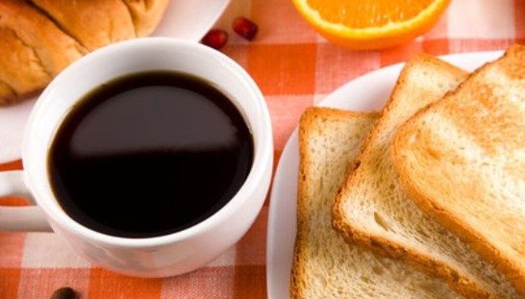 Kaffe og brød er to av ingrediensene den nye rapporten har sett nærmere på. Colourbox Kaffe og brød er to av ingrediensene den nye rapporten har sett nærmere på. Colourbox